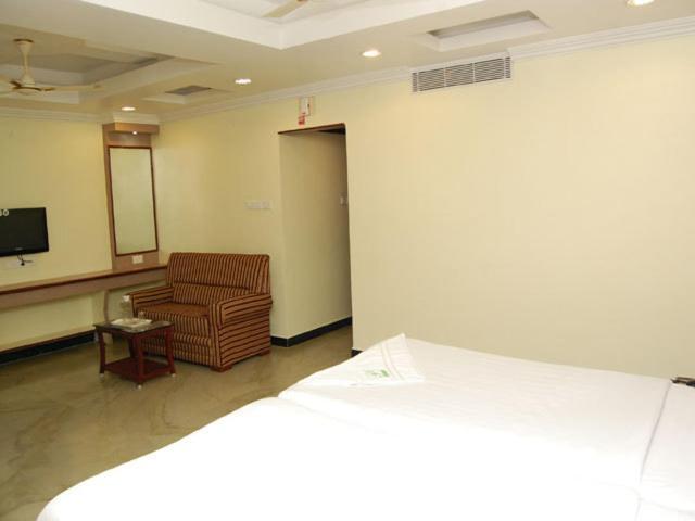 Shri Perumal Inn Puducherry Pokój zdjęcie
